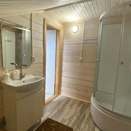 4 Mountains Guest house *