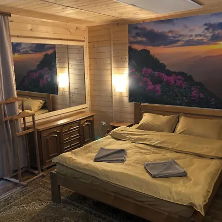 4 Mountains Guest house *